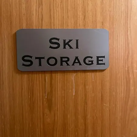 Апартаменти At Predela1